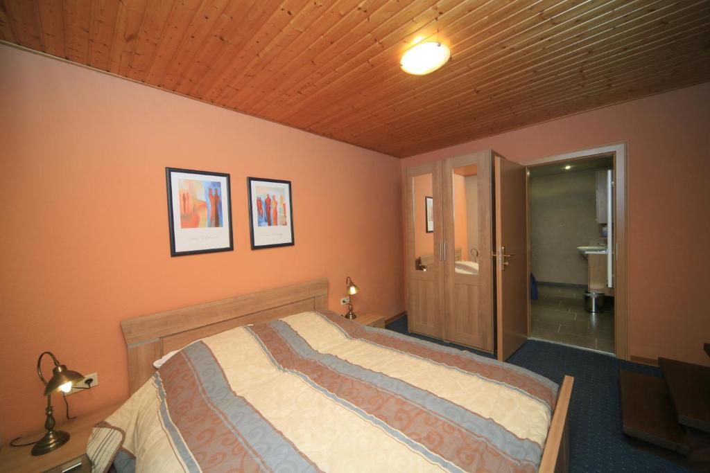 Hotel Altes Zollhaus Naehe Luxemburg Ammeldingen an der Our Pokoj fotografie